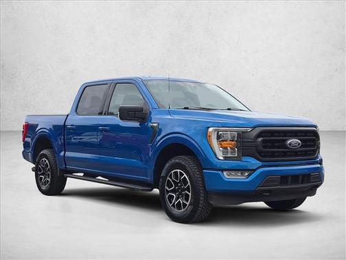 Velocity Blue Metallic 2021 Ford F-150 XLT