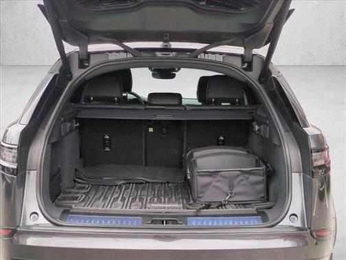 2026 Land Rover Range Rover Velar P250 SE R-Dynamic