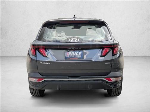 2023 Hyundai TUCSON SE
