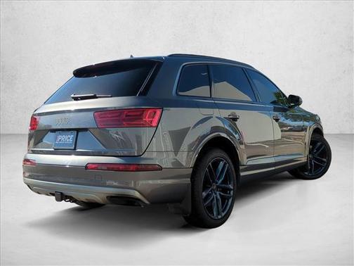 Graphite Gray Metallic 2018 Audi Q7 3.0T Prestige