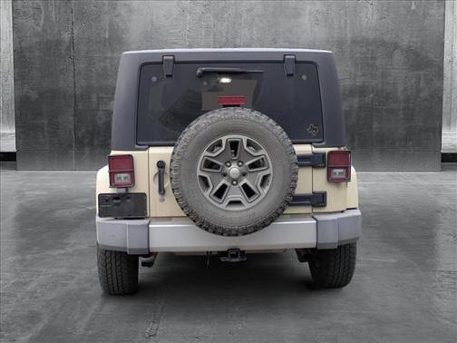 2011 Jeep Wrangler Sahara