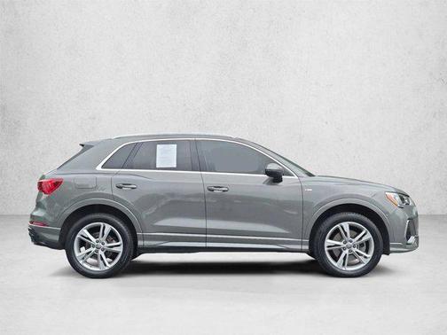 Chronos Gray Metallic 2021 Audi Q3 45 S line Premium