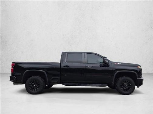 Black 2022 Chevrolet Silverado 2500 LTZ