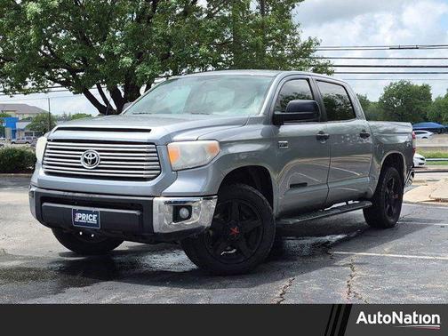 Silver Sky Metallic 2017 Toyota Tundra SR5