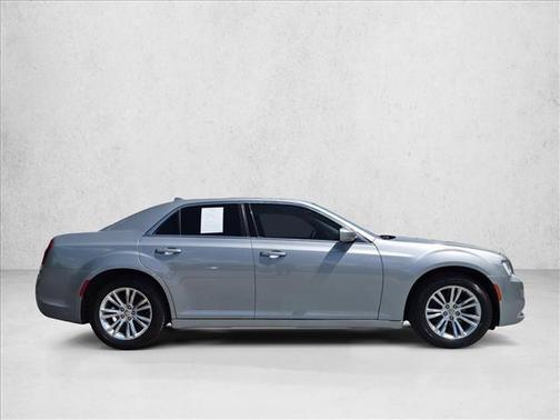 Billet Silver Metallic Clearcoat 2017 Chrysler 300 Limited