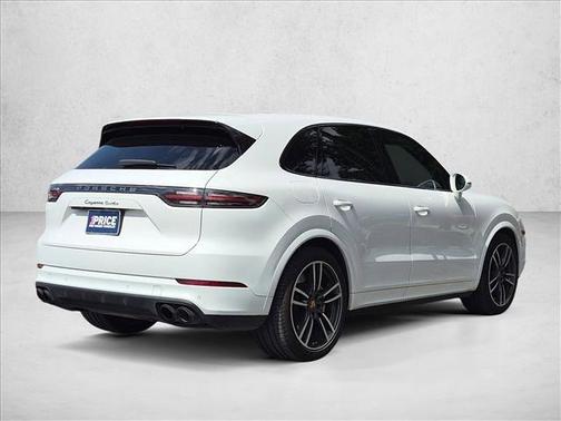 Carrara White Metallic 2019 Porsche Cayenne Turbo