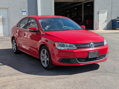 2014 Volkswagen Jetta Auto SE