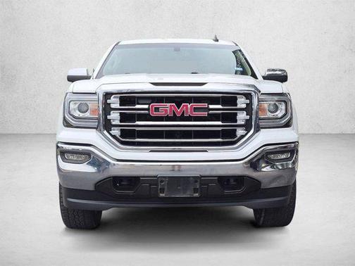 Summit White 2018 GMC Sierra 1500 SLT