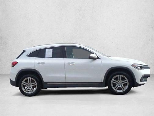 Polar White 2021 Mercedes-Benz GLA 250 Base 4MATIC