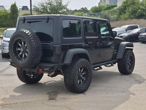 Black Clearcoat 2016 Jeep Wrangler Unlimited Sport
