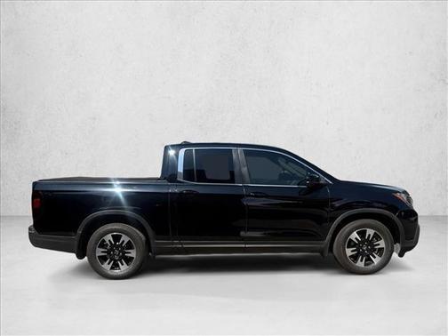Crystal Black Pearl 2020 Honda Ridgeline RTL