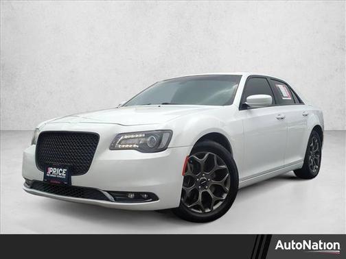 2018 Chrysler 300 S