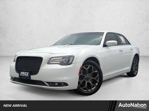 2018 Chrysler 300 S
