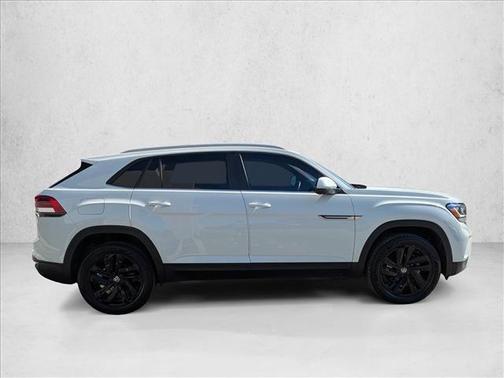 2022 Volkswagen Atlas Cross Sport 2.0T SE w/Technology 4MOTION