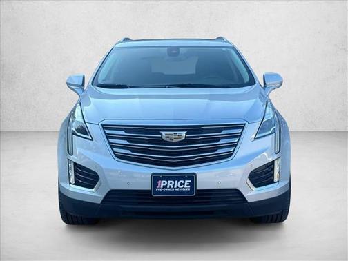 Radiant Silver Metallic 2018 Cadillac XT5 Premium Luxury