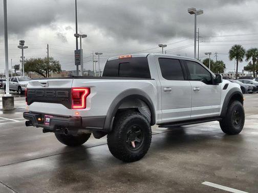 2020 Ford F-150 Raptor