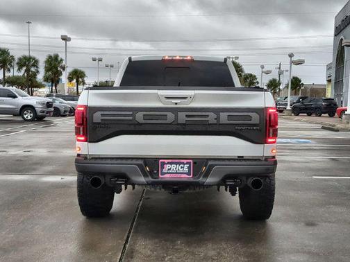 2020 Ford F-150 Raptor