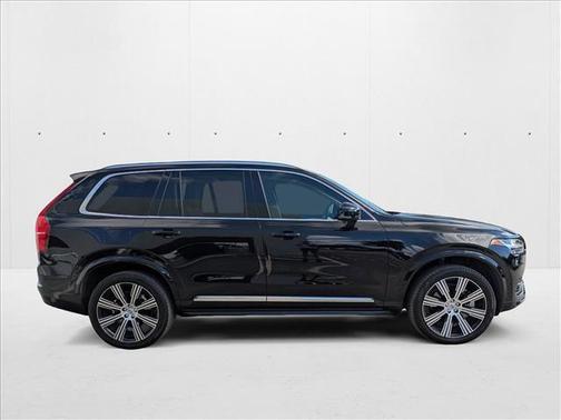 2025 Volvo XC90 Plug-In Hybrid T8 Ultra 7-Seater