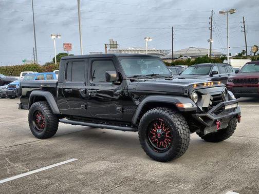 2022 Jeep Gladiator Sport