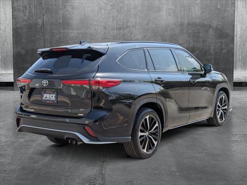 2021 Toyota Highlander XSE