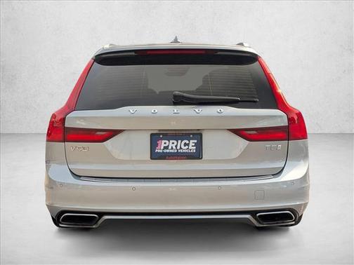 2019 Volvo V90 T5 R-Design