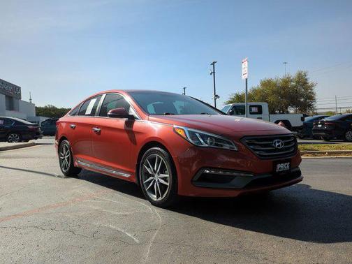2015 Hyundai SONATA Sport 2.0T