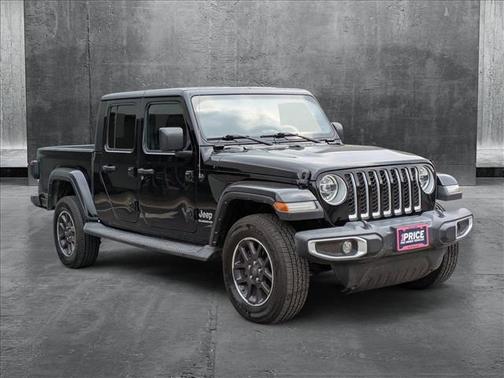 2022 Jeep Gladiator Overland