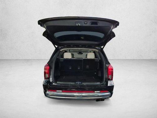 Abyss Black Pearl 2023 Hyundai PALISADE Calligraphy