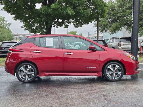 Scarlet Ember 2018 Nissan Leaf SV