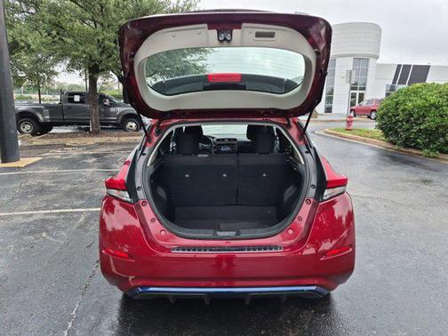 Scarlet Ember 2018 Nissan Leaf SV