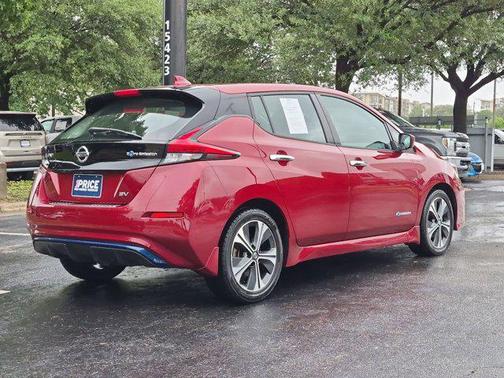 Scarlet Ember 2018 Nissan Leaf SV