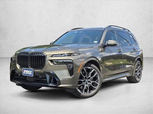 Manhattan Green Metallic 2025 BMW X7 xDrive40i