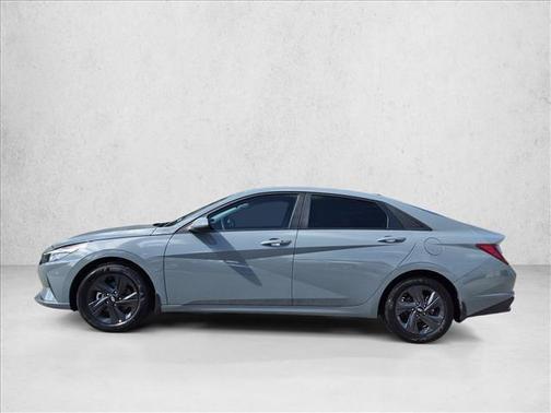 Electric Shadow 2022 Hyundai ELANTRA SEL