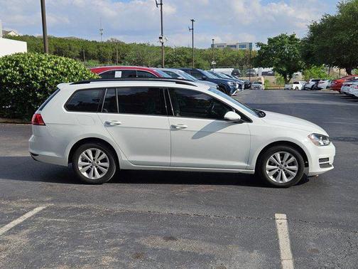 2017 Volkswagen Golf SportWagen TSI S
