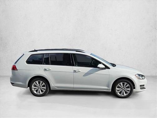 2017 Volkswagen Golf SportWagen TSI S