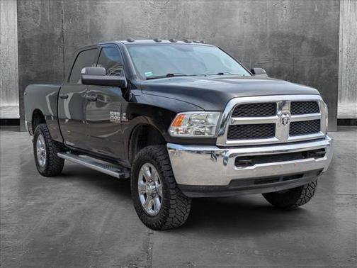 2017 RAM 2500 Tradesman Crew Cab 4x4 6'4' Box