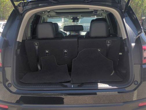 Crystal Black Pearl 2023 Honda Pilot AWD Elite