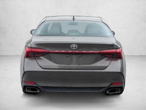 2019 Toyota Avalon XLE