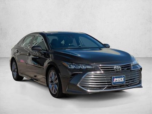 2019 Toyota Avalon XLE