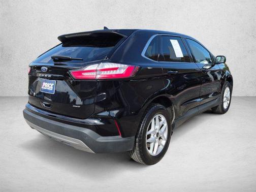 Agate Black Metallic 2024 Ford Edge SEL