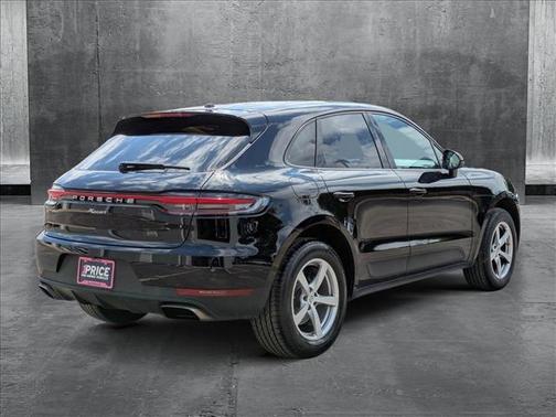 2021 Porsche Macan Base