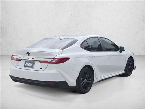 Ice Cap 2026 Toyota Camry SE