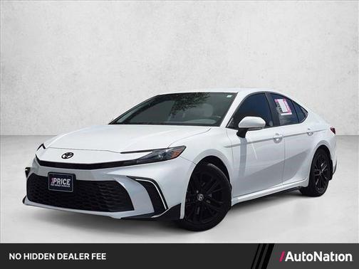 Ice Cap 2026 Toyota Camry SE