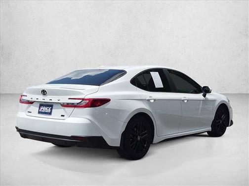 Ice Cap 2026 Toyota Camry SE