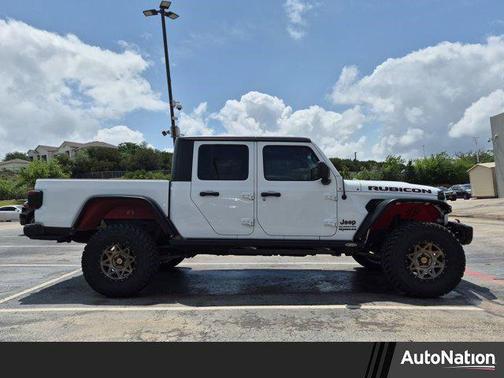 Bright White Clearcoat 2021 Jeep Gladiator Rubicon