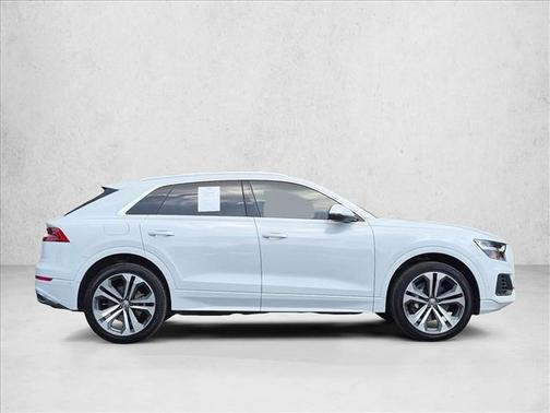 Glacier White Metallic 2020 Audi Q8 55 Premium Plus