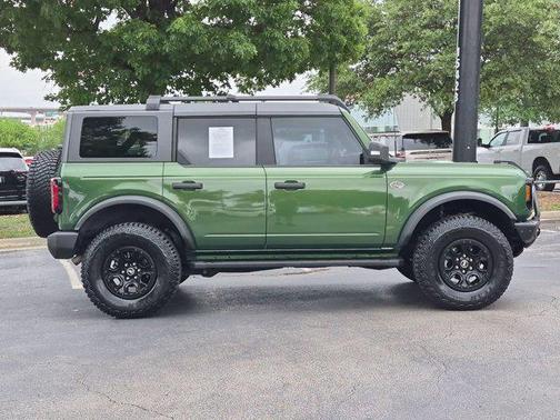 Eruption Green Metallic 2023 Ford Bronco Wildtrak