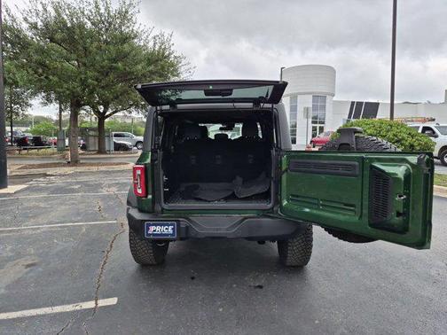 Eruption Green Metallic 2023 Ford Bronco Wildtrak