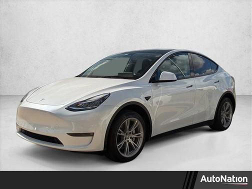 2022 Tesla Model Y Long Range Dual Motor All-Wheel Drive