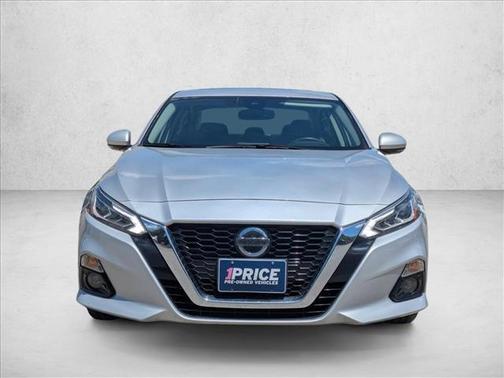Brilliant Silver Metallic 2022 Nissan Altima Platinum Intelligent AWD